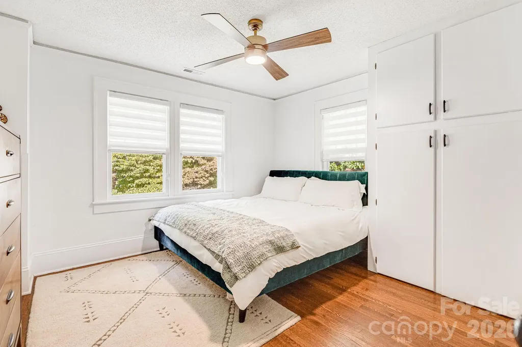 18 Robinwood Avenue Asheville NC 28806