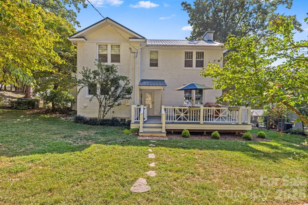 18 Robinwood Avenue Asheville NC 28806