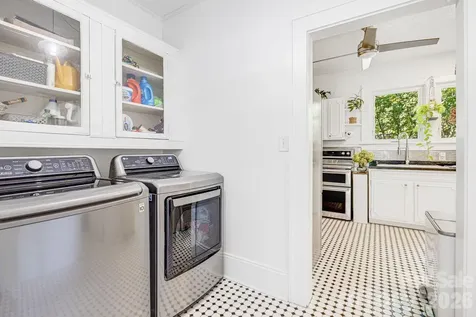 18 Robinwood Avenue Asheville NC 28806