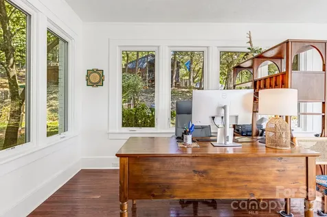 18 Robinwood Avenue Asheville NC 28806