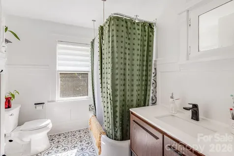 18 Robinwood Avenue Asheville NC 28806
