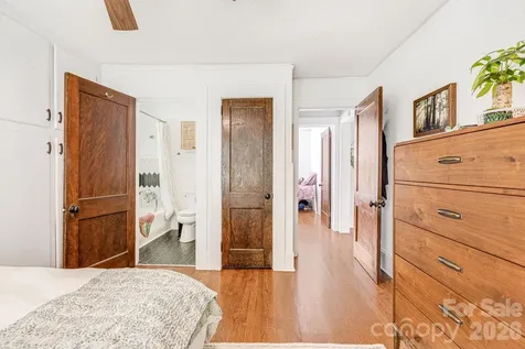 18 Robinwood Avenue Asheville NC 28806