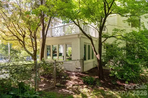 18 Robinwood Avenue Asheville NC 28806