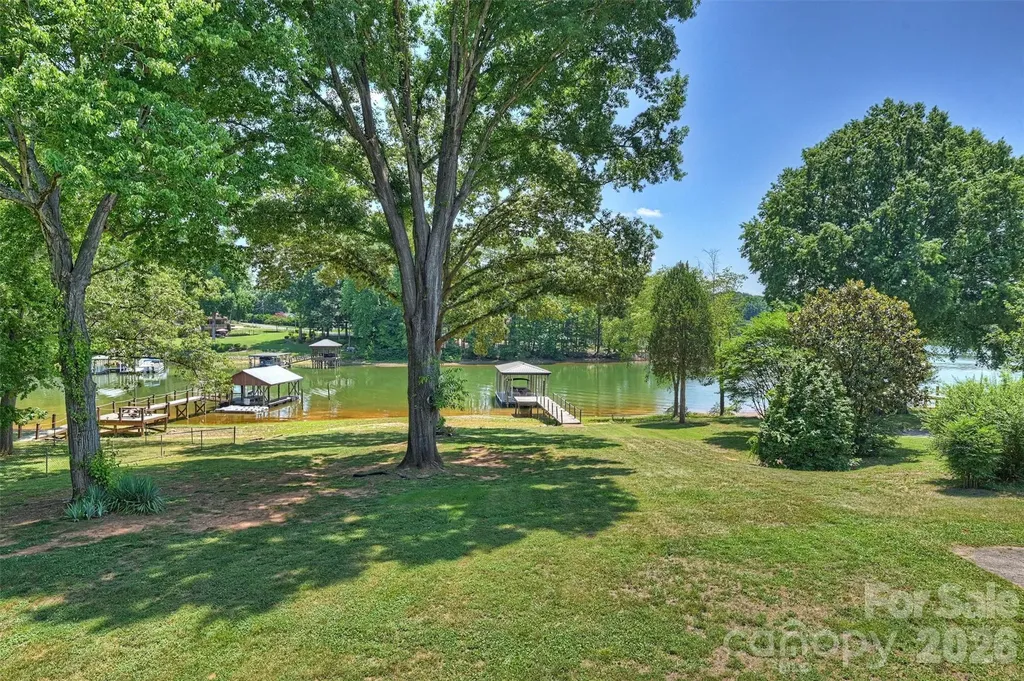 113 Skippers Cove Lane Troutman NC 28166