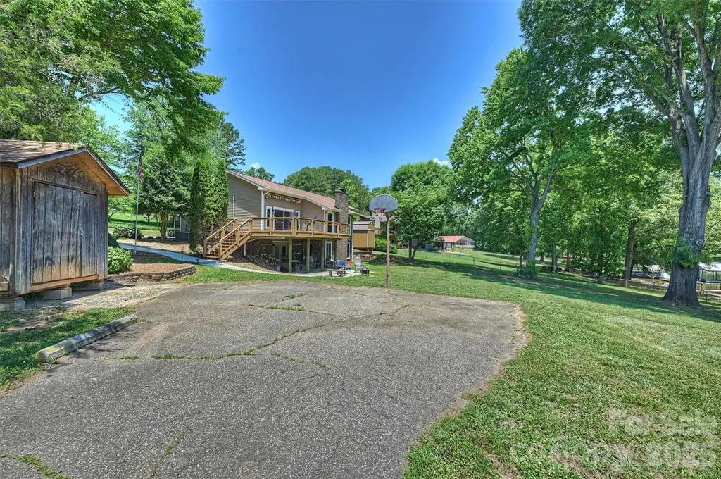 113 Skippers Cove Lane Troutman NC 28166