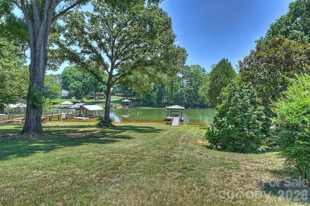 113 Skippers Cove Lane Troutman NC 28166
