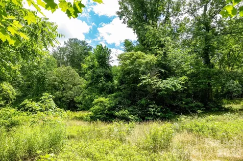 82 Englewood Drive Hendersonville NC 28739