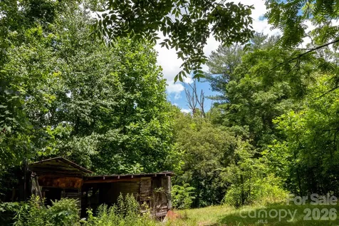 82 Englewood Drive Hendersonville NC 28739