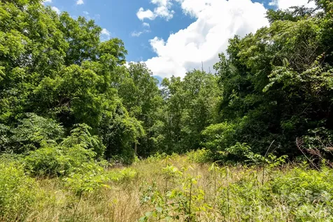 82 Englewood Drive Hendersonville NC 28739