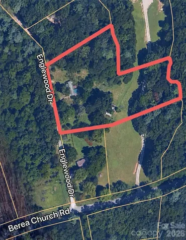 82 Englewood Drive Hendersonville NC 28739
