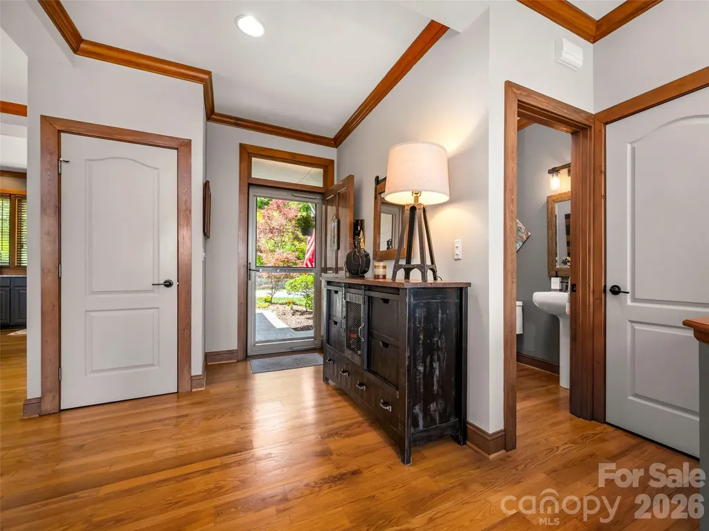 2 Meadow Ridge Lane Hendersonville NC 28739