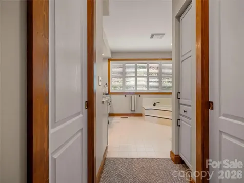 2 Meadow Ridge Lane Hendersonville NC 28739