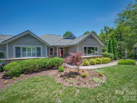 2 Meadow Ridge Lane Hendersonville NC 28739
