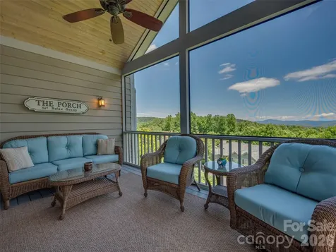 2 Meadow Ridge Lane Hendersonville NC 28739