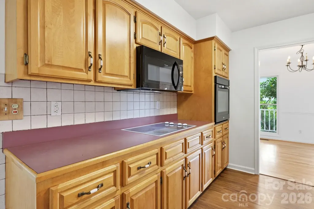 1091 Windswept Ridge Road Marshall NC 28753