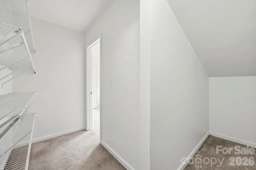 1091 Windswept Ridge Road Marshall NC 28753