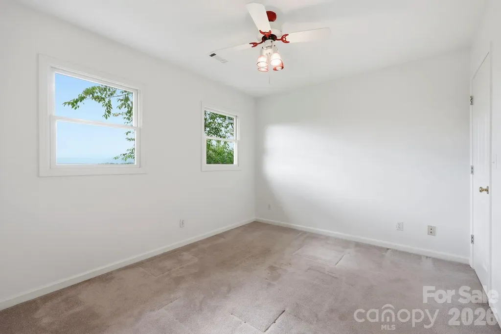 1091 Windswept Ridge Road Marshall NC 28753