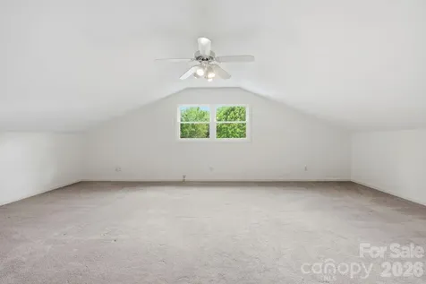 1091 Windswept Ridge Road Marshall NC 28753