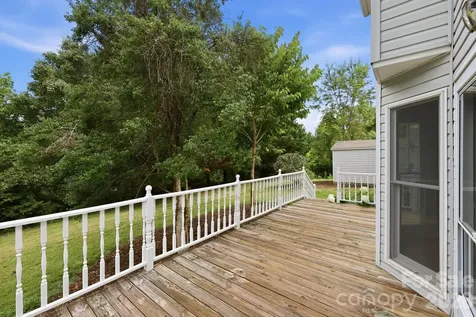 1091 Windswept Ridge Road Marshall NC 28753