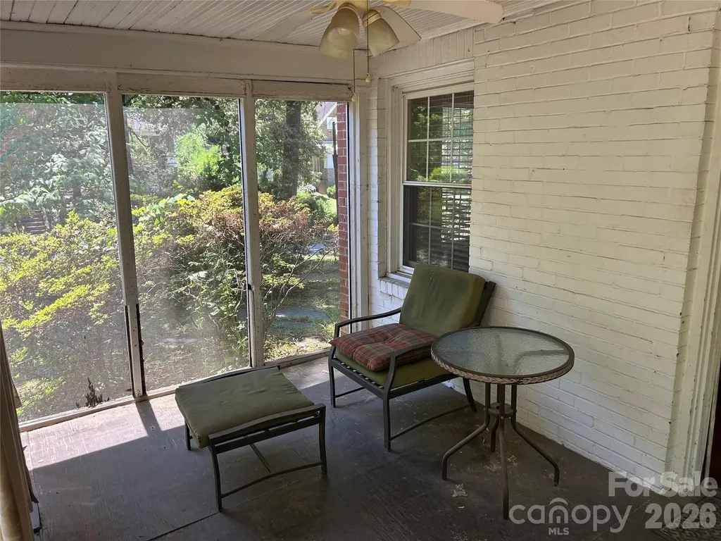 1920 Wood Dale Terrace Charlotte NC 28203