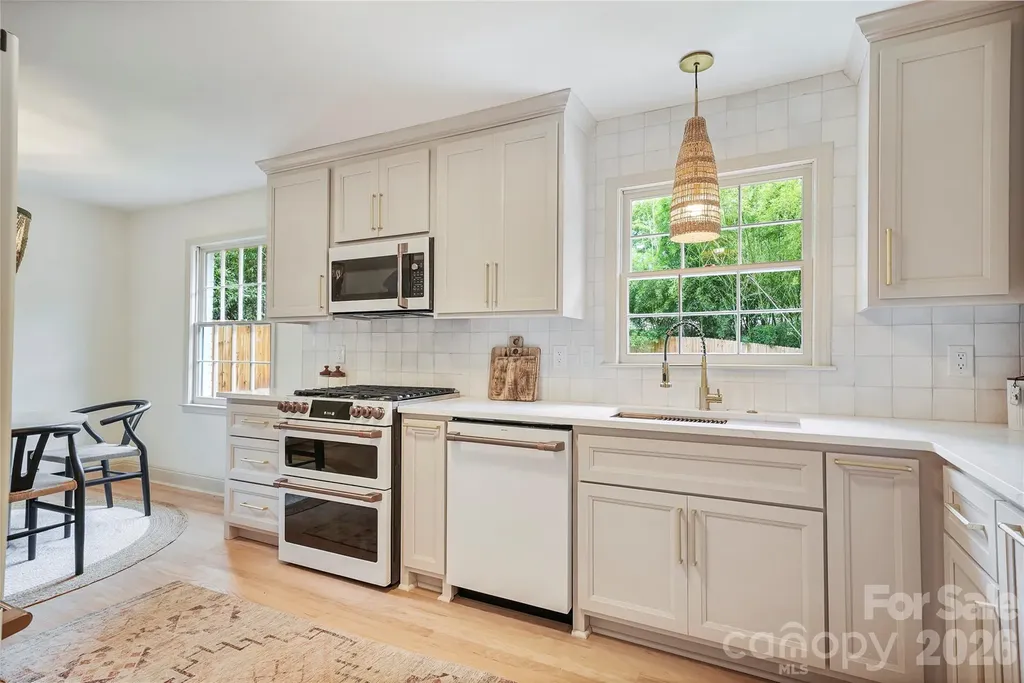 7008 Brynhurst Drive Charlotte NC 28210