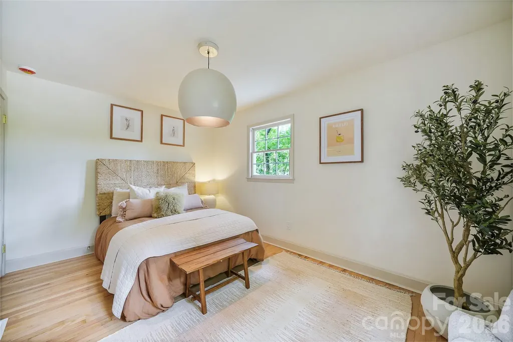 7008 Brynhurst Drive Charlotte NC 28210