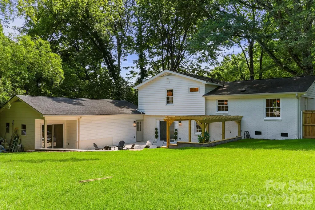 7008 Brynhurst Drive Charlotte NC 28210