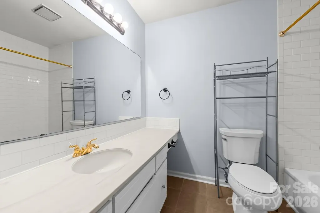 8521 Castle Pine Court Charlotte NC 28226