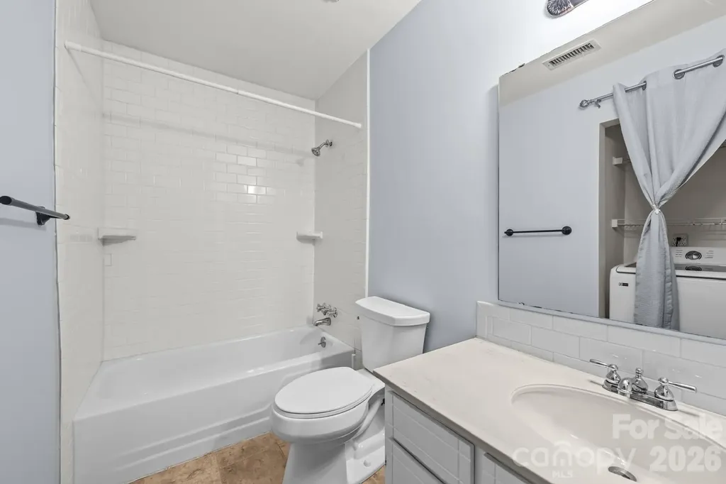 8521 Castle Pine Court Charlotte NC 28226
