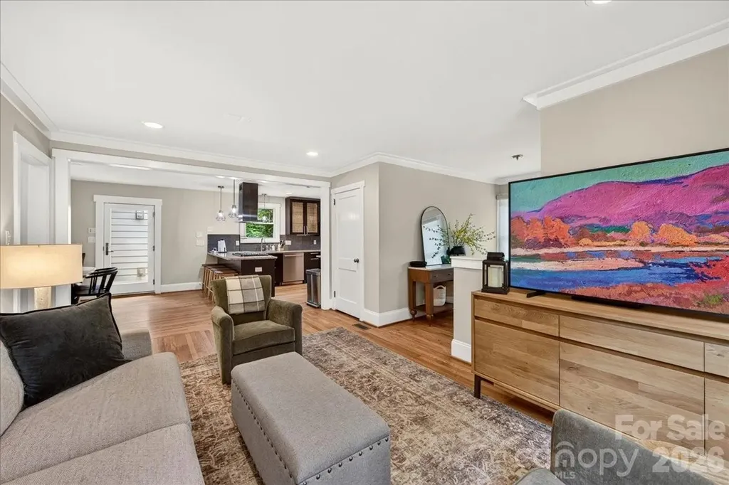 2120 Dalehurst Drive Charlotte NC 28205