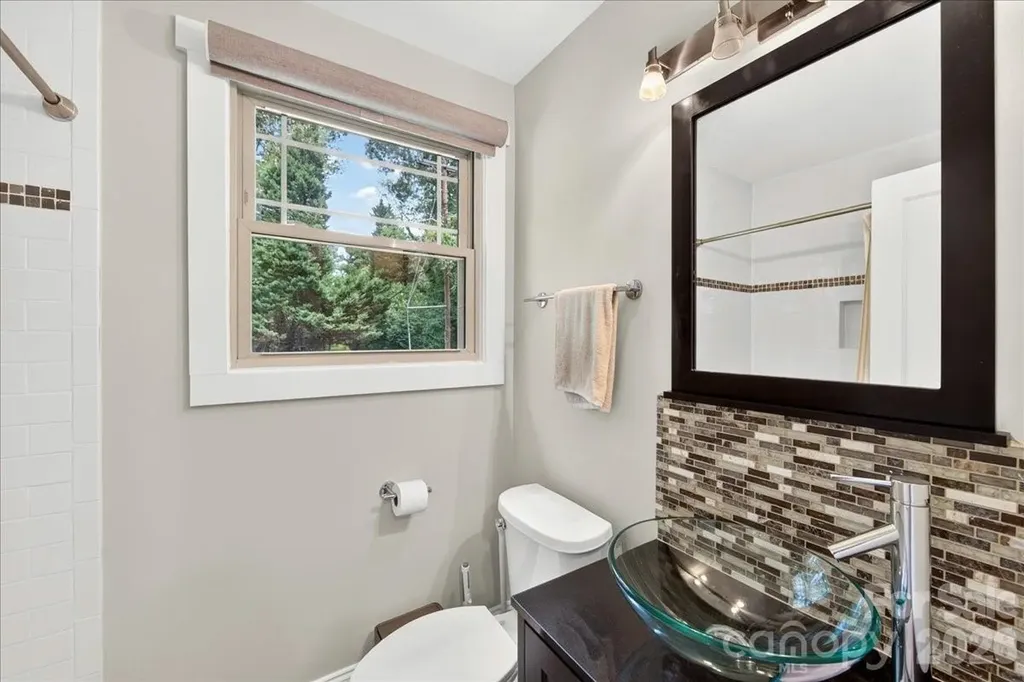 2120 Dalehurst Drive Charlotte NC 28205