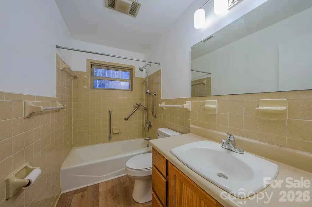 410 Avena Road Black Mountain NC 28711
