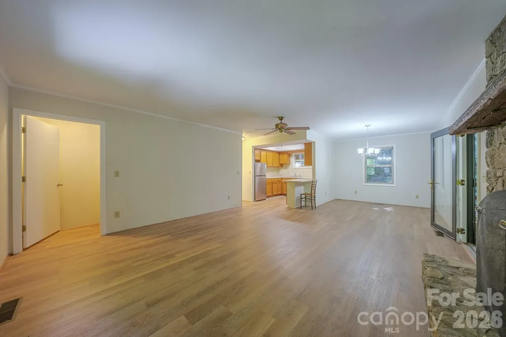 410 Avena Road Black Mountain NC 28711
