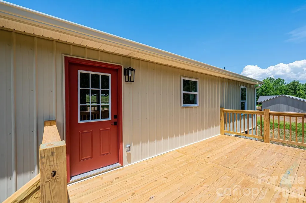 2033 Bailey Drive Hickory NC 28601