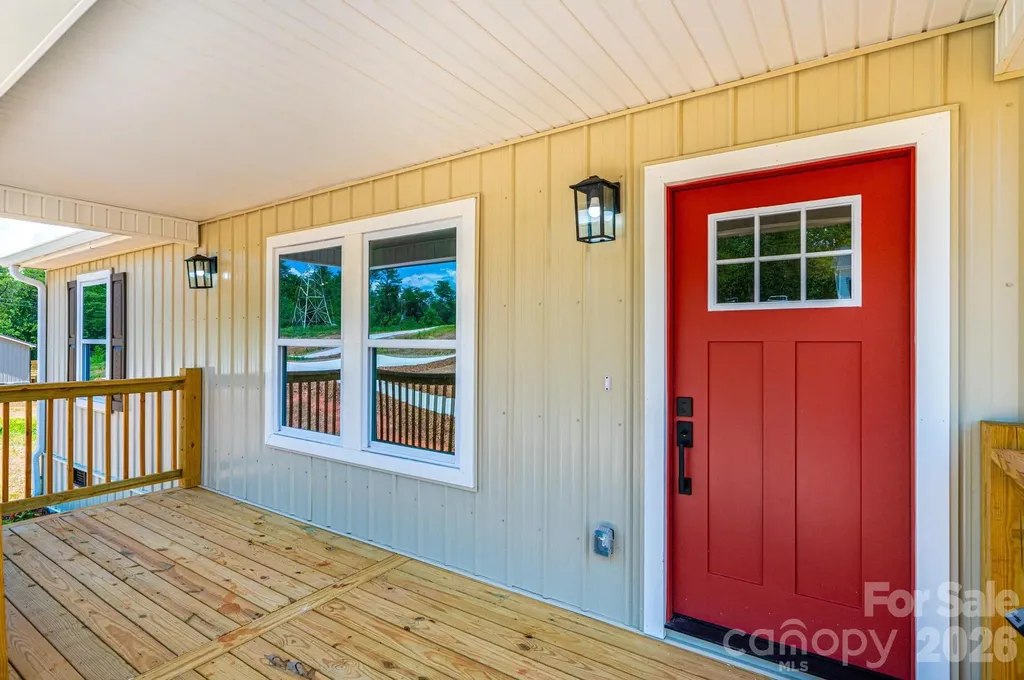 2033 Bailey Drive Hickory NC 28601
