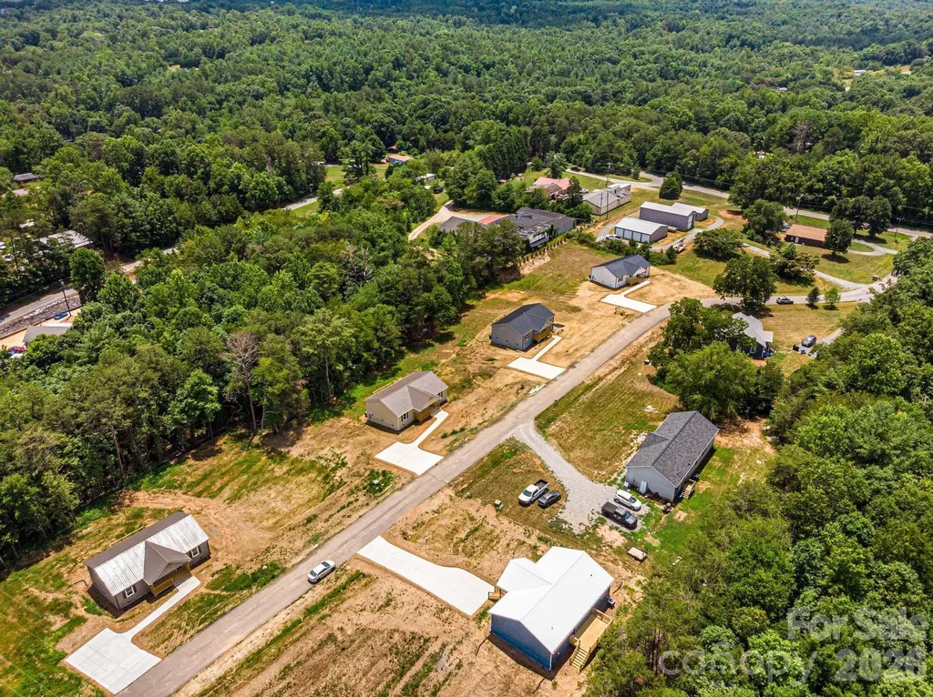 2033 Bailey Drive Hickory NC 28601