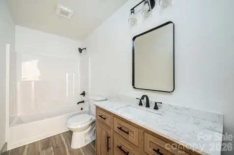 2033 Bailey Drive Hickory NC 28601