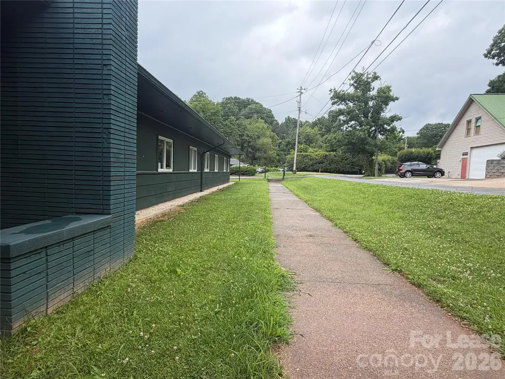 1101 N Main Street Waynesville NC 28786