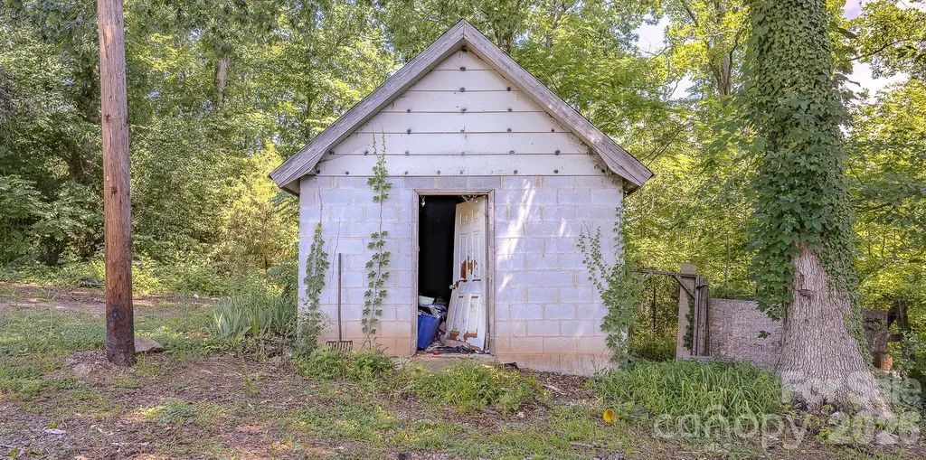 886 Pearidge Road Bostic NC 28018