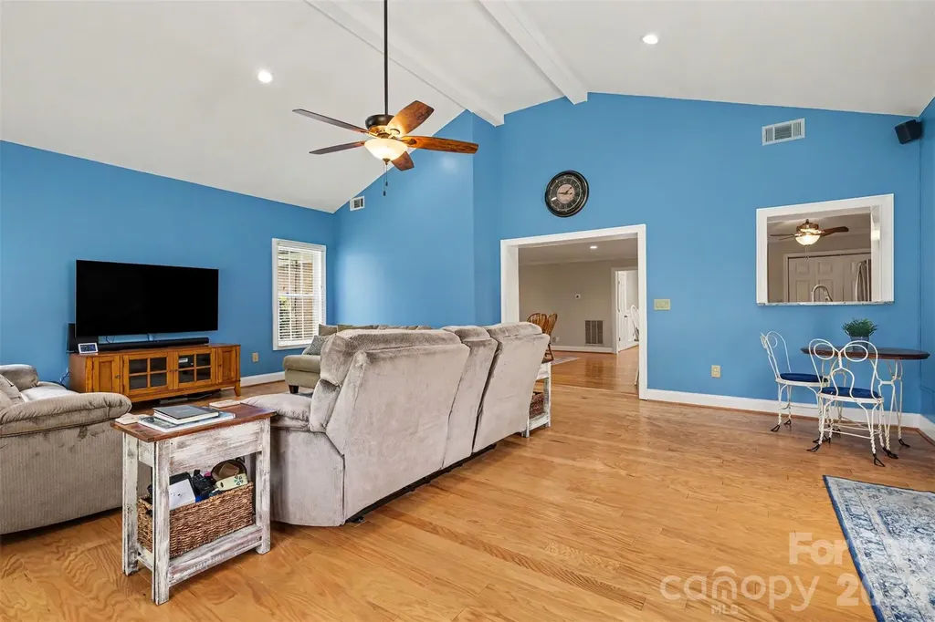 114 Carderock Court Charlotte NC 28214