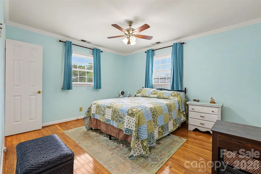 114 Carderock Court Charlotte NC 28214