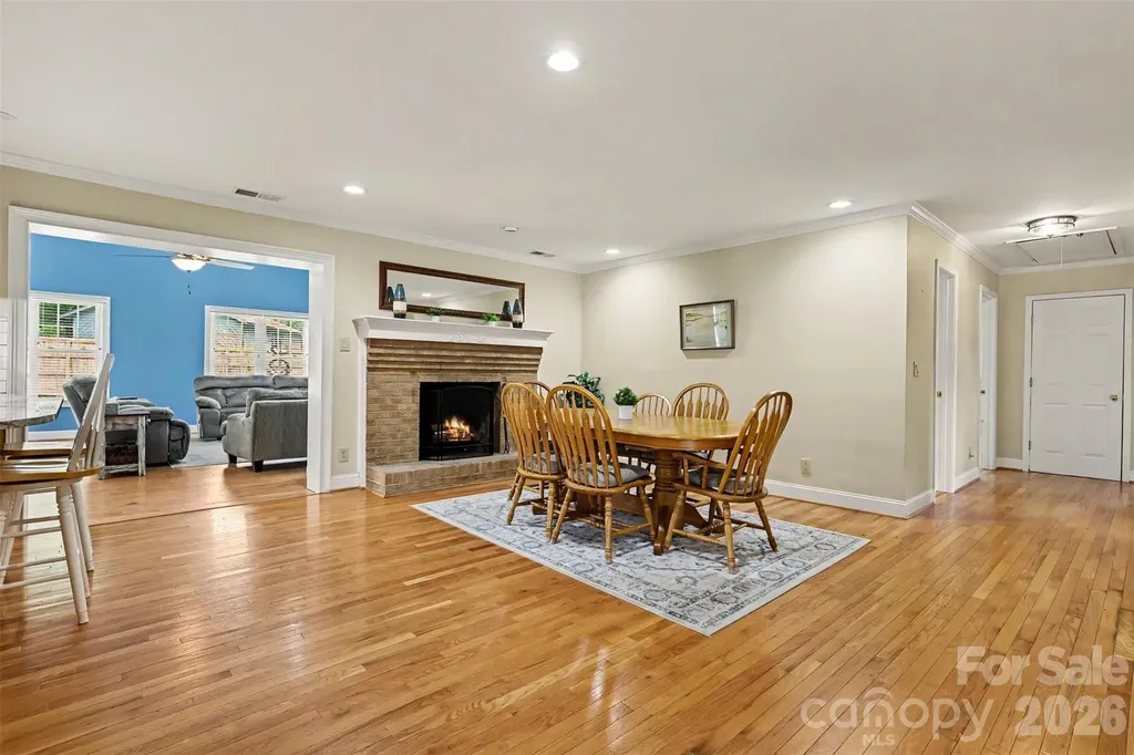 114 Carderock Court Charlotte NC 28214