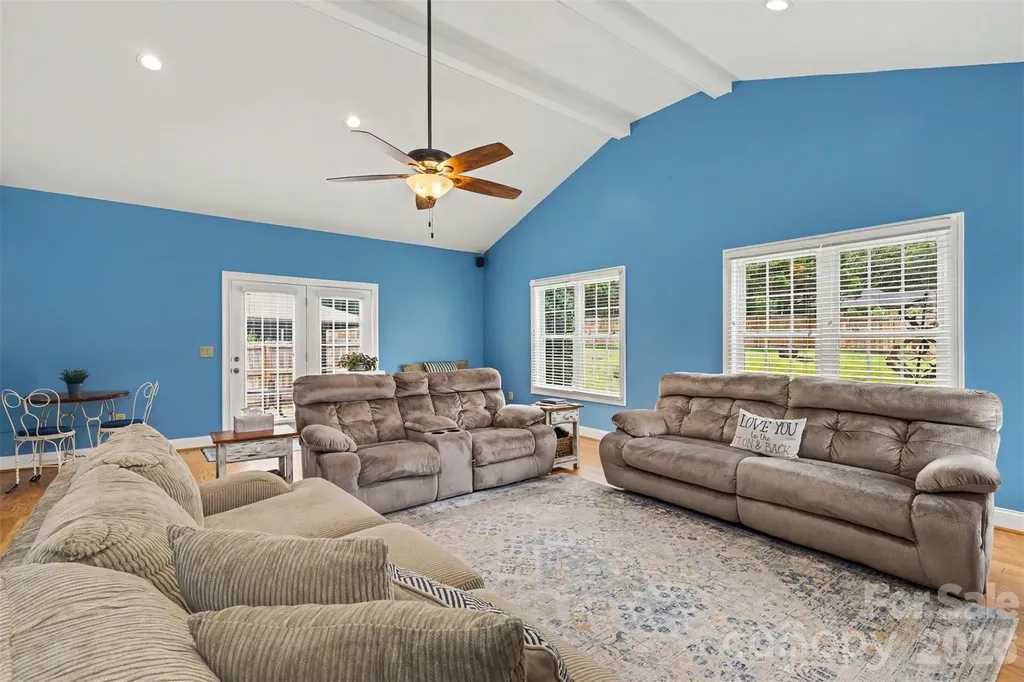 114 Carderock Court Charlotte NC 28214