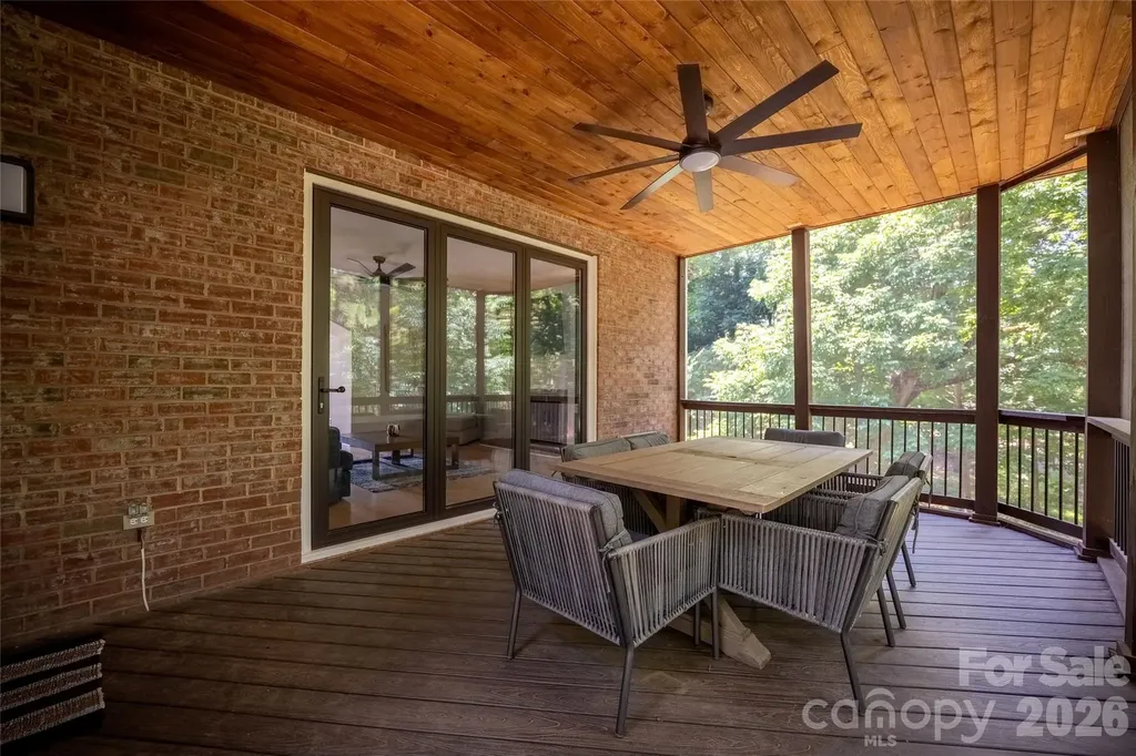 5434 Stallworth Drive Charlotte NC 28226
