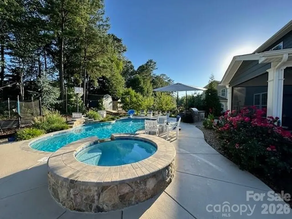 7658 Lazy Hollow Lane Denver NC 28037