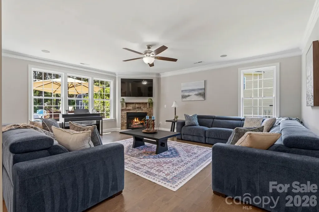 7658 Lazy Hollow Lane Denver NC 28037