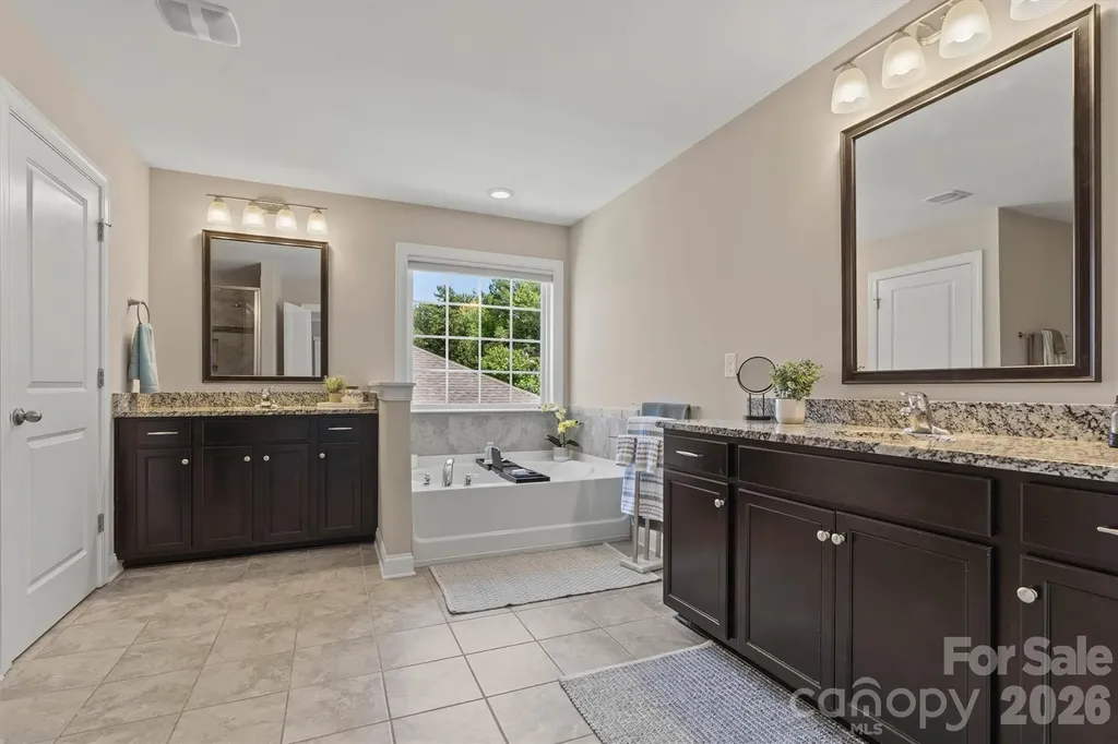 7658 Lazy Hollow Lane Denver NC 28037
