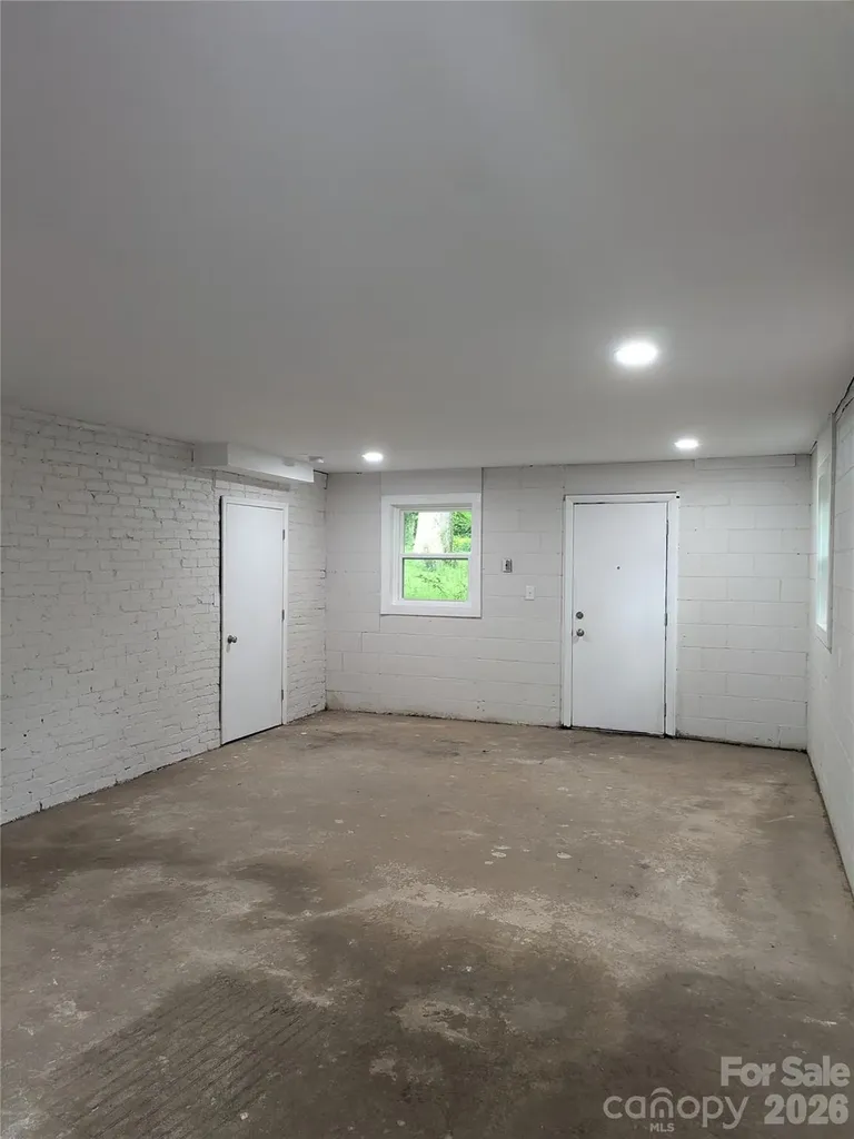 1002 Hemlock Drive Shelby NC 28150