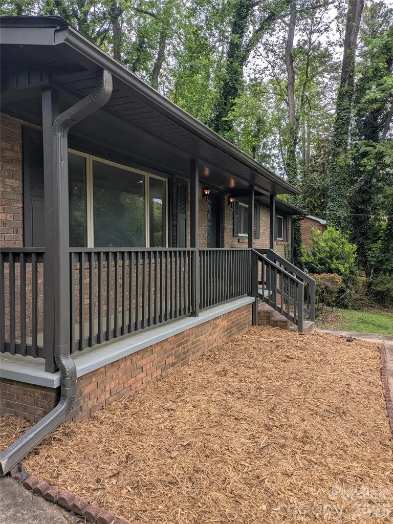 1002 Hemlock Drive Shelby NC 28150