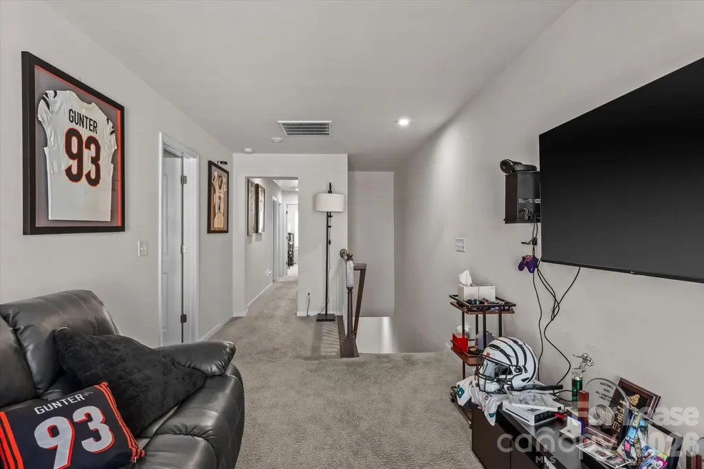 1564 Galloway Road Charlotte NC 28262